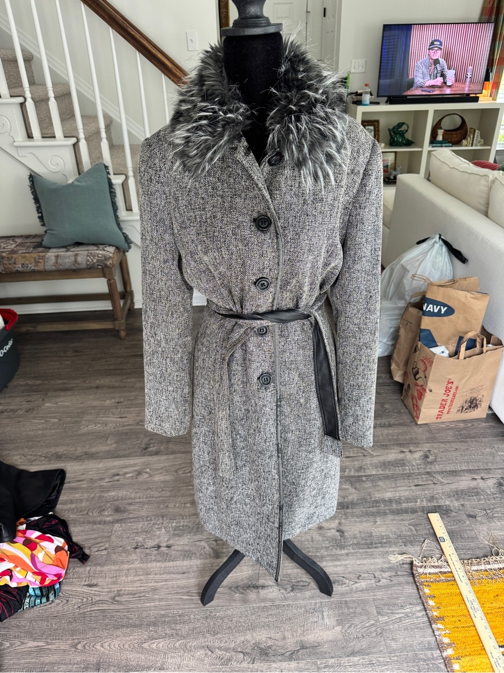 Focus 2000 Gray Tweed Belted Trench Coat with Faux-Fur Collar